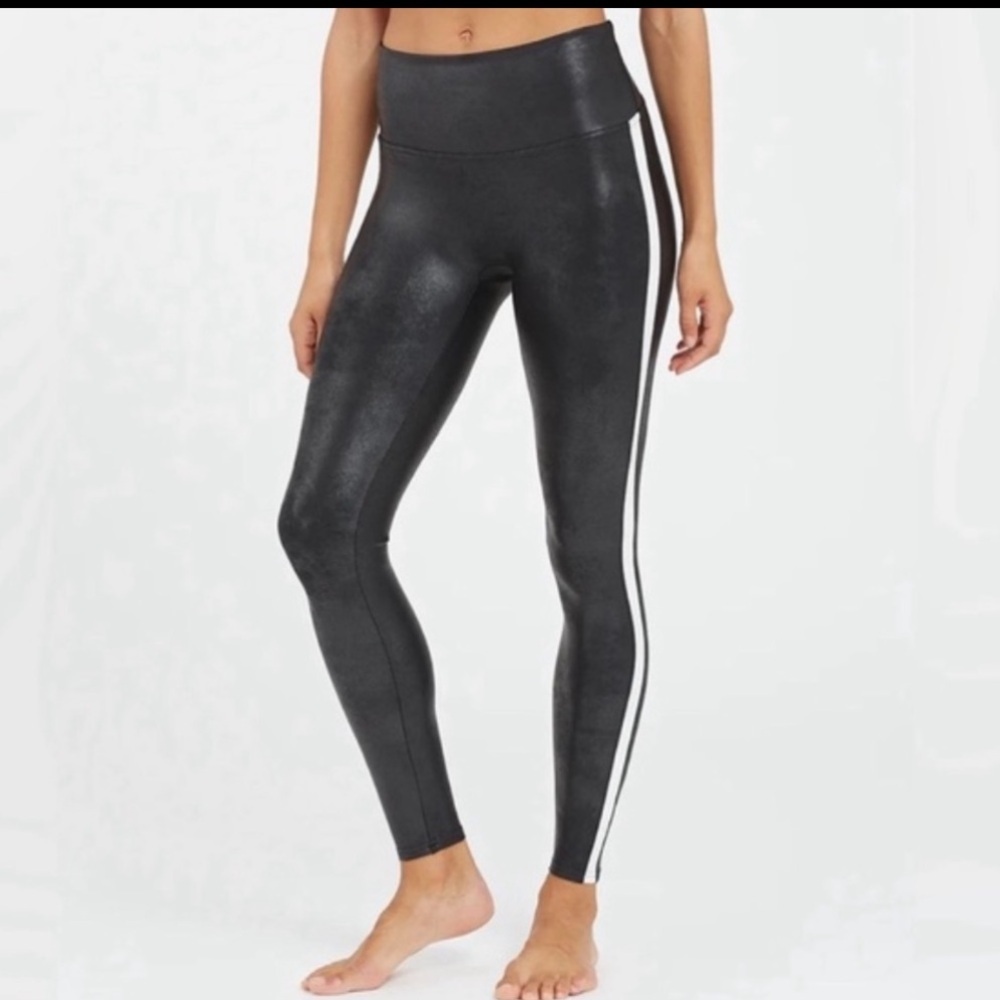 Spanx Faux Leather Side Stripe Leggings activewear casual shape size small